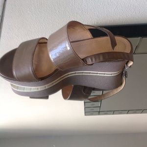 Nurture-Mincka-Double-Banded-Wedge-Sandals- 9M